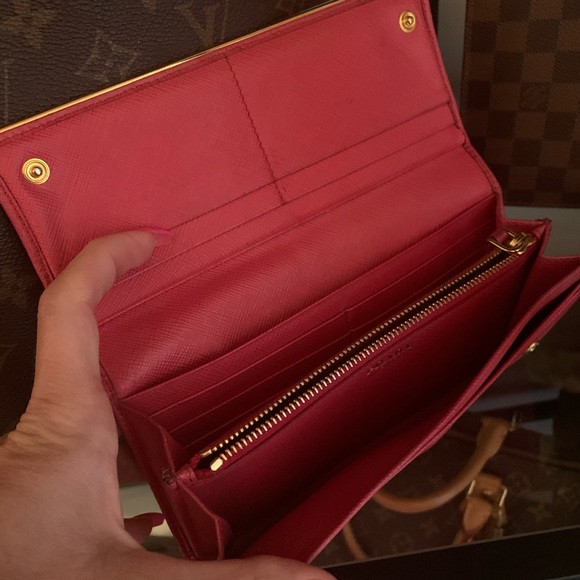SALE! PRADA Wallet - Picture 6 of 7
